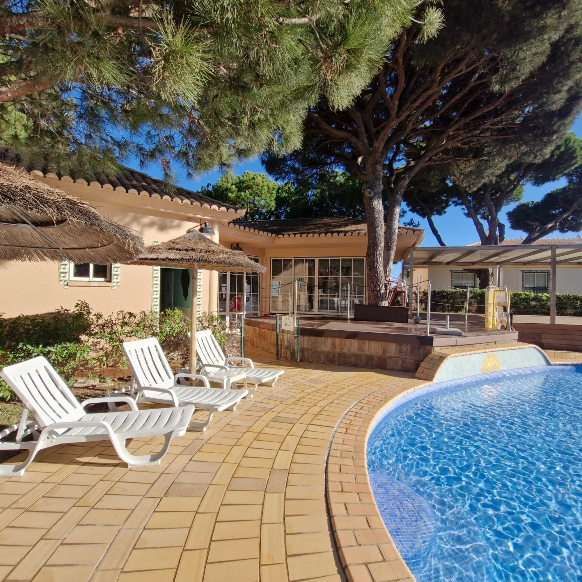 Moradia V2 Quinta Pedra Dos Bicos -praia Da Oura - Apartment *